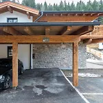 Tauernlodge Eben C1 Шале *