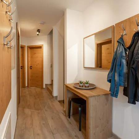 Tauernlodge Eben C1 木屋